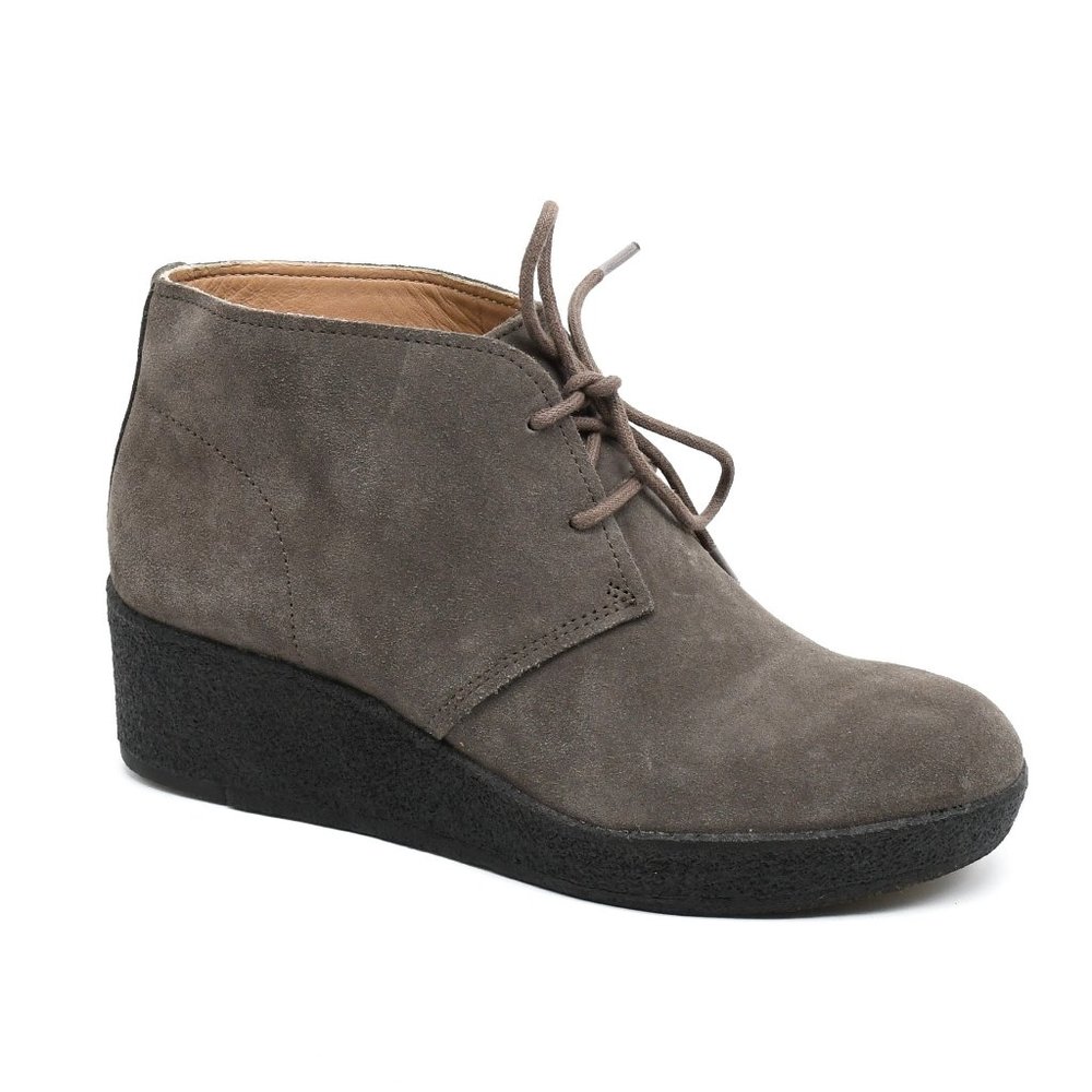 Clarks Originals Athie Terra Bootie Dark Taupe Suede 8